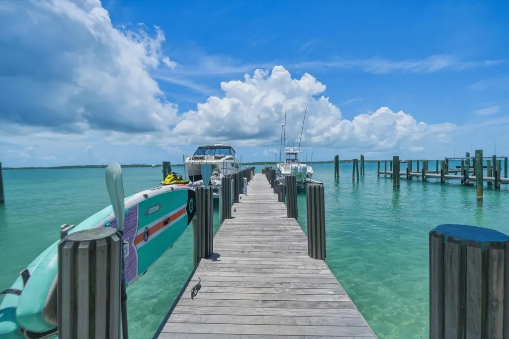 Buttonwood Estate Eleuthera BS