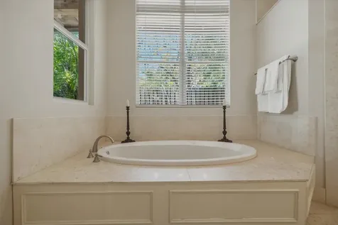 Buttonwood Estate Eleuthera BS
