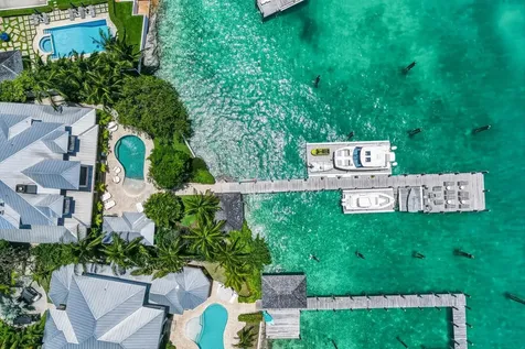 Buttonwood Estate Eleuthera BS