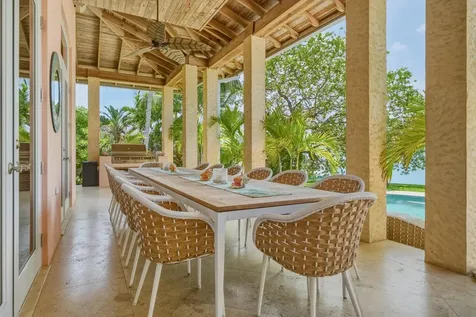 Buttonwood Estate Eleuthera BS