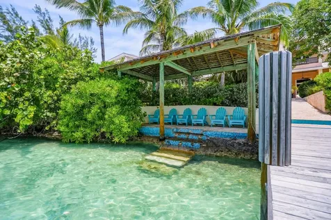 Buttonwood Estate Eleuthera BS