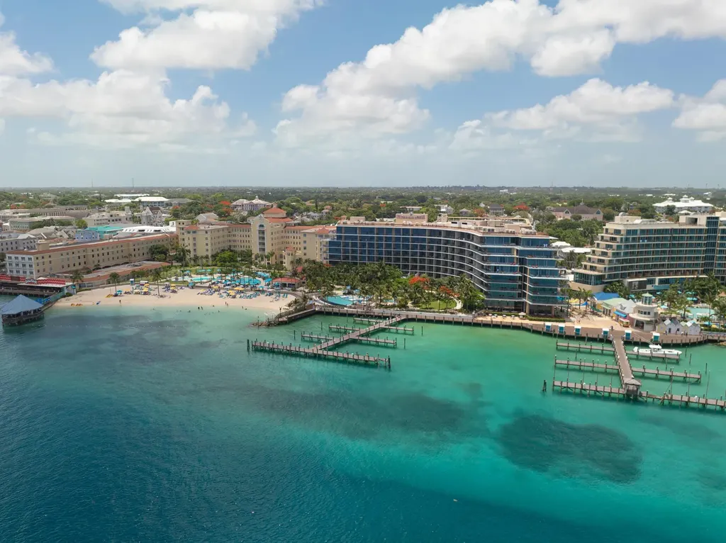 519 1 Particular Harbour New Providence Paradise Island BS