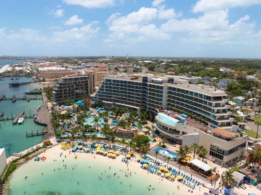 519 1 Particular Harbour New Providence Paradise Island BS