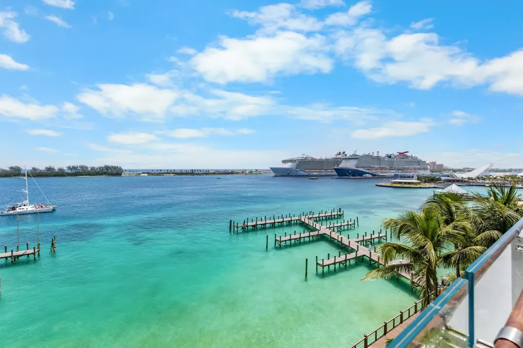 519 1 Particular Harbour New Providence Paradise Island BS