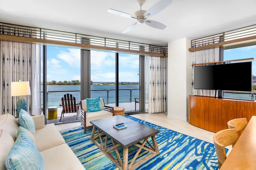 519 1 Particular Harbour New Providence Paradise Island BS