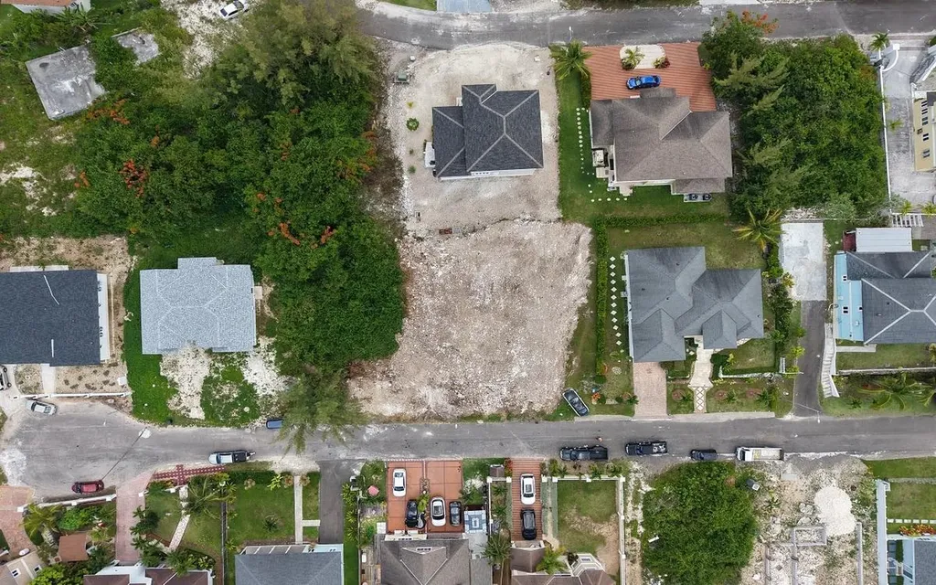 Lot 52, Dolphin Avenue New Providence Paradise Island BS