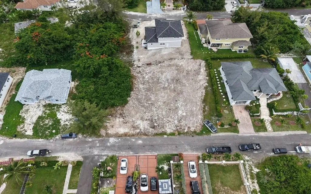Lot 52, Dolphin Avenue New Providence Paradise Island BS