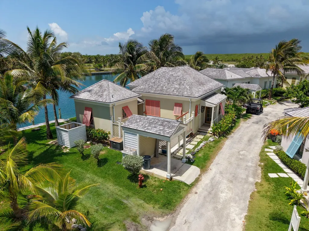 Fish Talez, Schooner Bay Abaco BS
