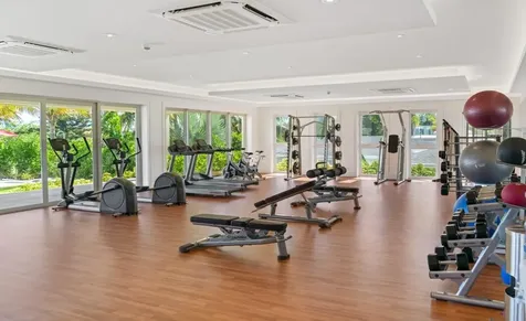 Thirty Six New Providence Paradise Island BS