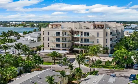 Thirty Six New Providence Paradise Island BS