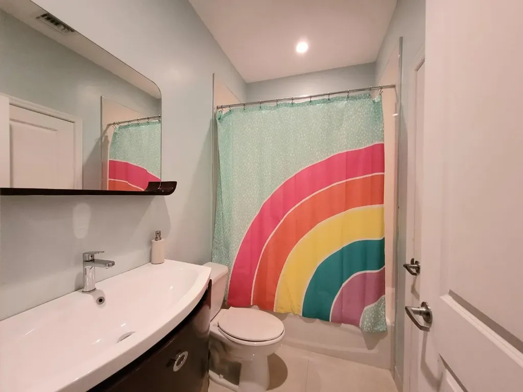 Venetian West 904 New Providence Paradise Island BS