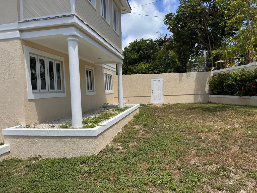 Sassoon Drive 28 New Providence Paradise Island BS