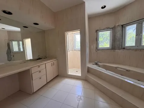 Sassoon Drive 28 New Providence Paradise Island BS