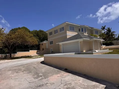 Sassoon Drive 28 New Providence Paradise Island BS