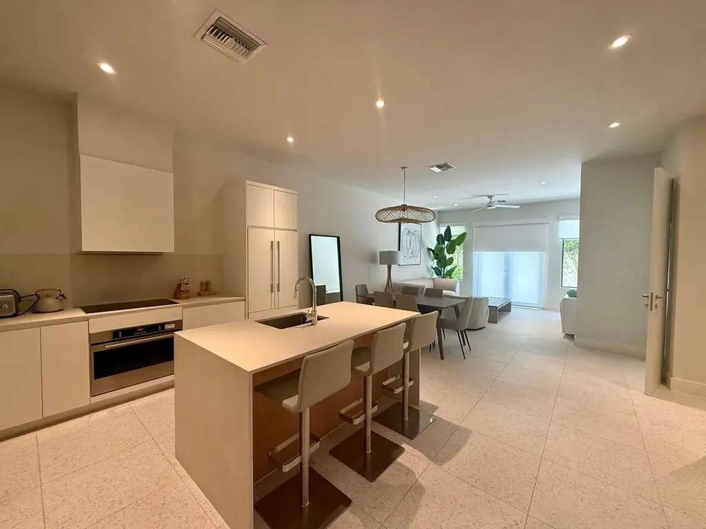 Westend New Providence Paradise Island BS