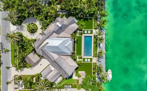 Cottage 105, Edgewater Drive New Providence Paradise Island BS