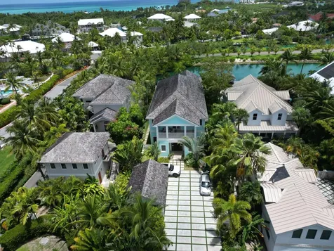 Old Fort Bay, Nassau Baha New Providence Paradise Island BS