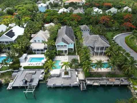 Old Fort Bay, Nassau Baha New Providence Paradise Island BS
