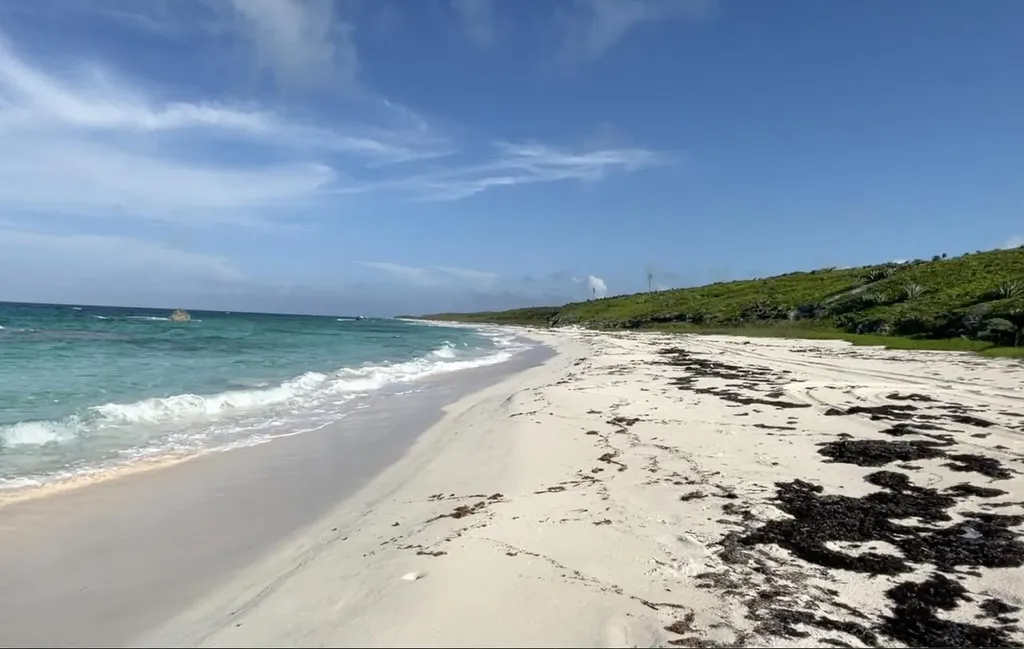 3.67 Acre With Beachfront Long Island BS