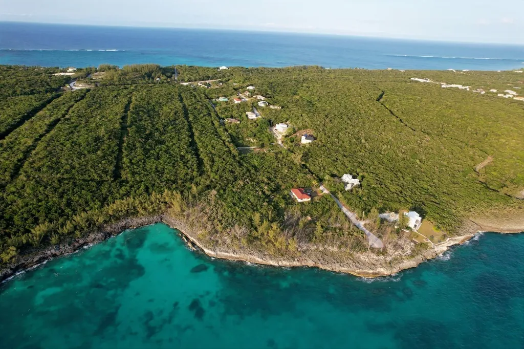 Lover's Hill Eleuthera BS