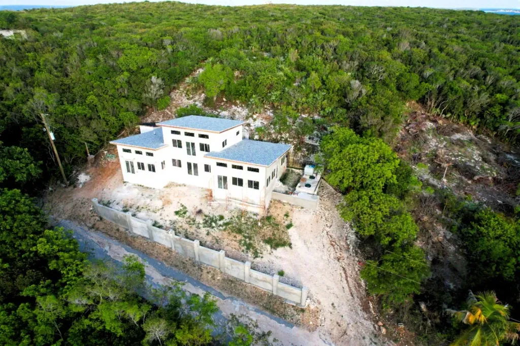 Lover's Hill Eleuthera BS
