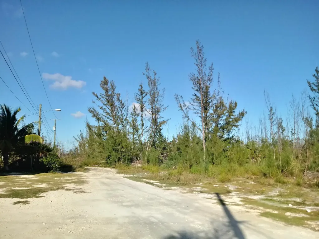 3.566 Acres Blue Hill Rd South Beach New Providence Paradise Island BS