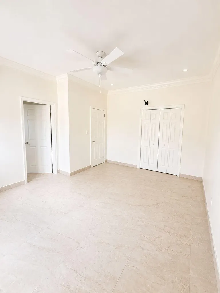 Dunmore Lane New Providence Paradise Island BS