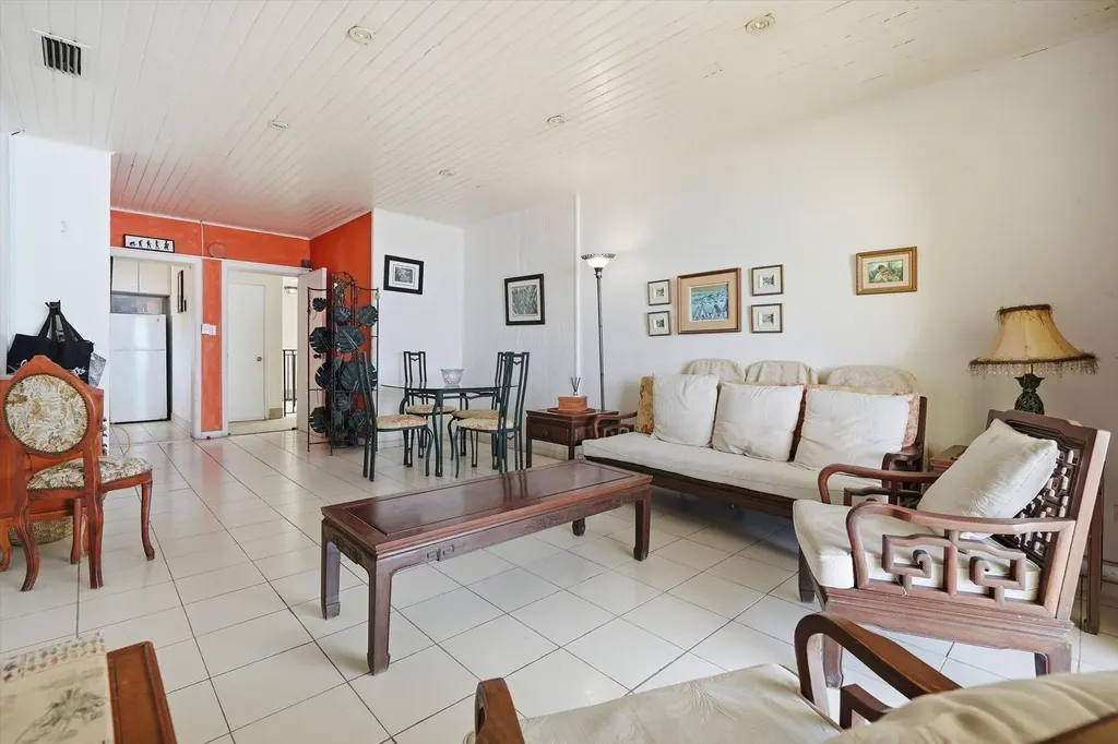 Town Court Condos New Providence Paradise Island BS