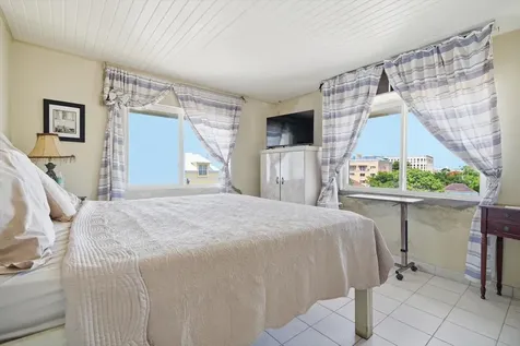 Town Court Condos New Providence Paradise Island BS