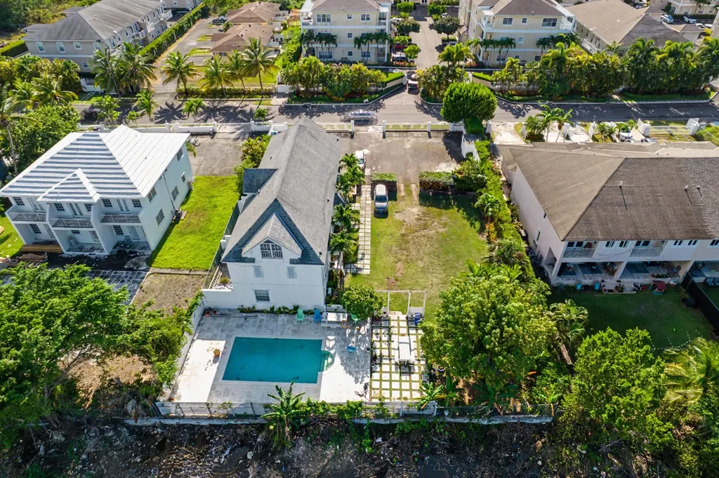 Bezaleel Court New Providence Paradise Island BS