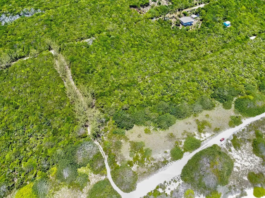 Queens Highway 14 Eleuthera BS
