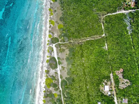 Queens Highway 14 Eleuthera BS