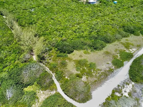 Queens Highway 14 Eleuthera BS