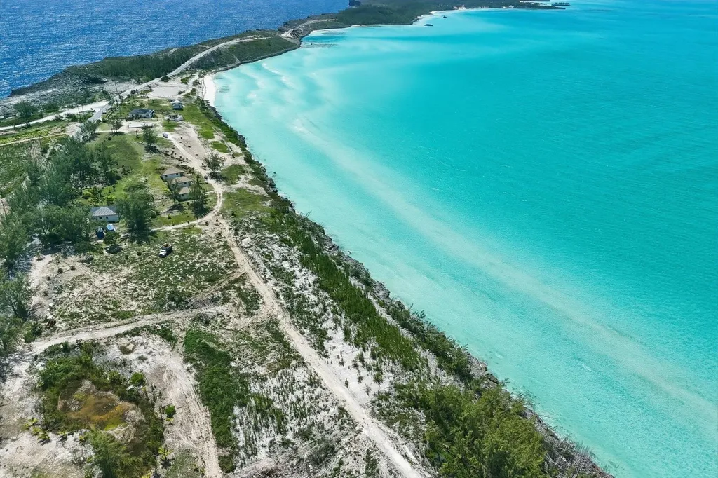 1.12 Acres Waterfront Lot Eleuthera BS