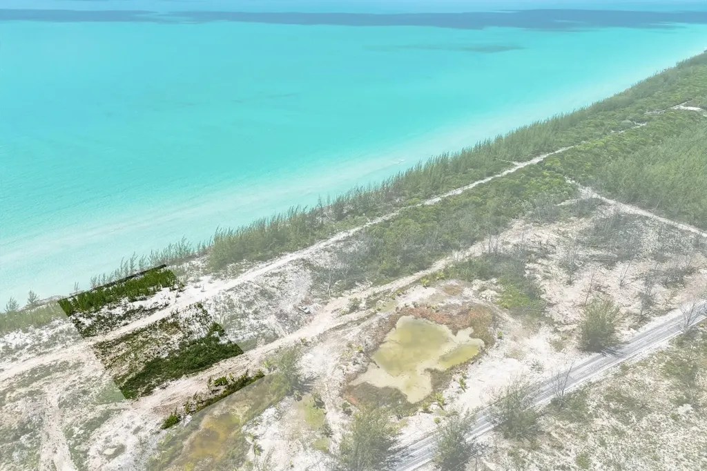 1.12 Acres Waterfront Lot Eleuthera BS