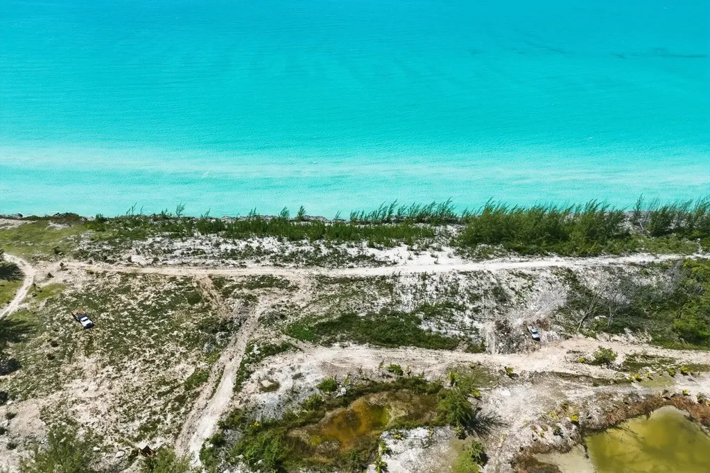 1.12 Acres Waterfront Lot Eleuthera BS