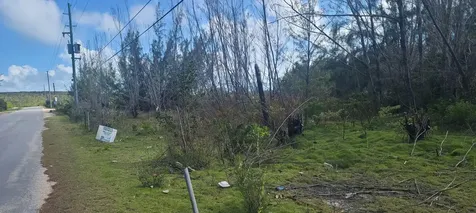 Queens Highway, Governors Lot # 2 Eleuthera BS