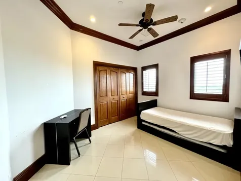 Caves Heights New Providence Paradise Island BS