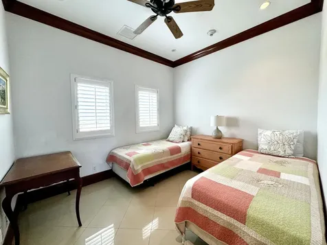 Caves Heights New Providence Paradise Island BS