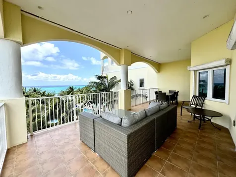 Caves Heights New Providence Paradise Island BS