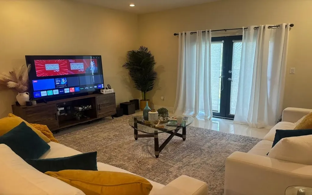 Venetian West New Providence Paradise Island BS