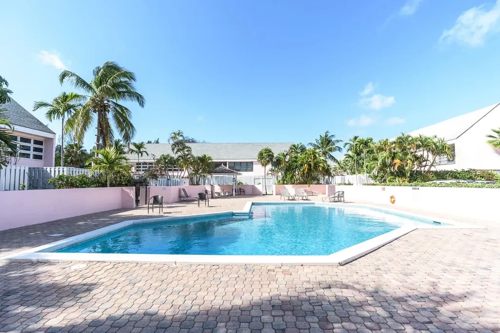 West Bay Street New Providence Paradise Island BS