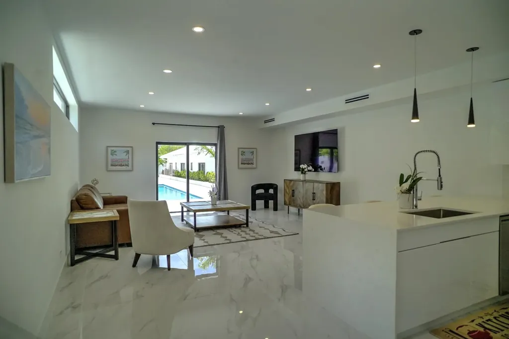 The W At Love Beach New Providence Paradise Island BS