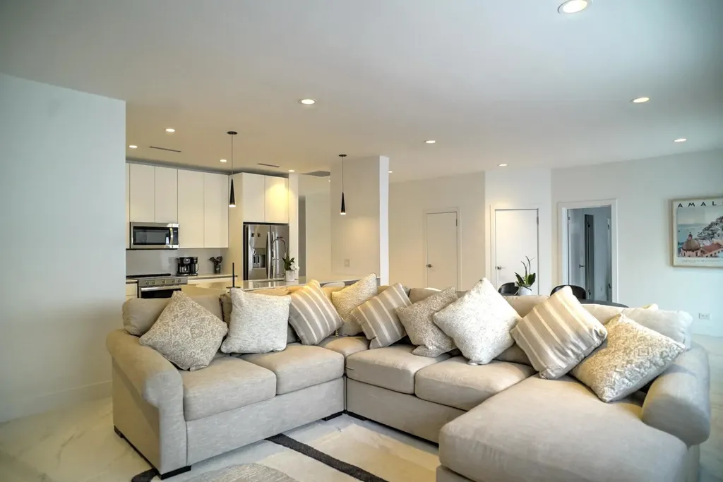 The W At Love Beach New Providence Paradise Island BS