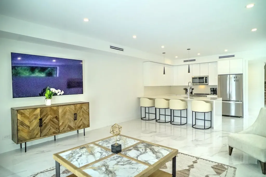 The W At Love Beach New Providence Paradise Island BS
