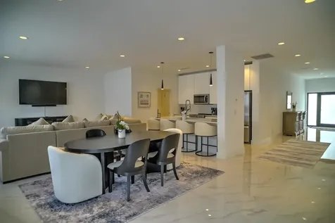 The W At Love Beach New Providence Paradise Island BS