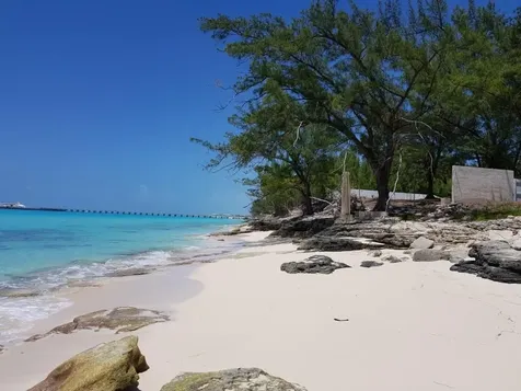 Bailey Town Bimini BS