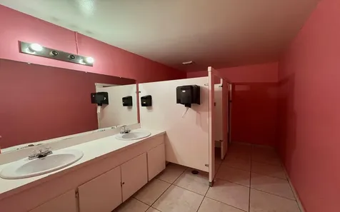 Bayparl Building, Parliament Street New Providence Paradise Island BS