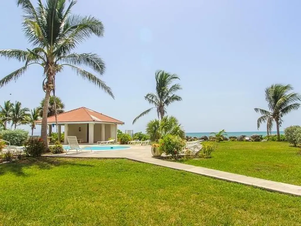 Cannes Village Grand Bahama Freeport BS