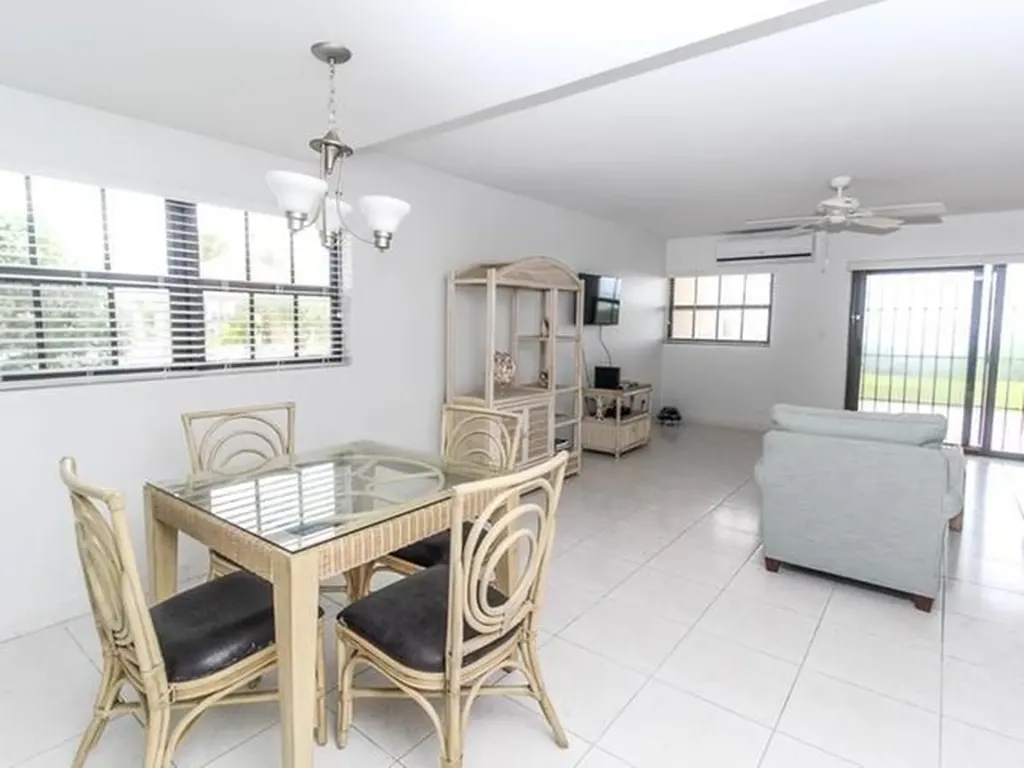 Cannes Village Grand Bahama Freeport BS